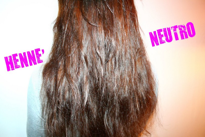 effetti positivi dell’hennè neutro sui capelli