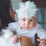 Abbigliamento neonato: 5 consigli per vestire il tuo bambino