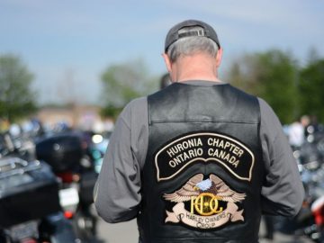 biker-1263234_1920_800x533